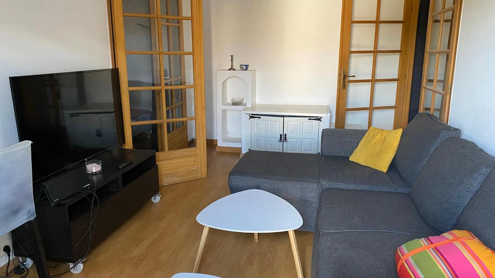 Appartement En Rez-De-Jardin De Villa Cogolin France